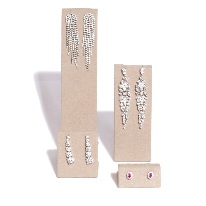 CHOOSE JEWELRY ITEMS FOR YOUR DISPLAY - espositori orecchini 0011s 0009 pettorina verticale fronte 3